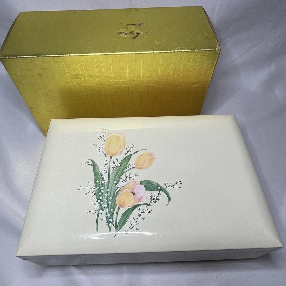 Vintage Yellow White Tulip‎ Flower Japan Music Jewelry Box Edelweiss Bouquet